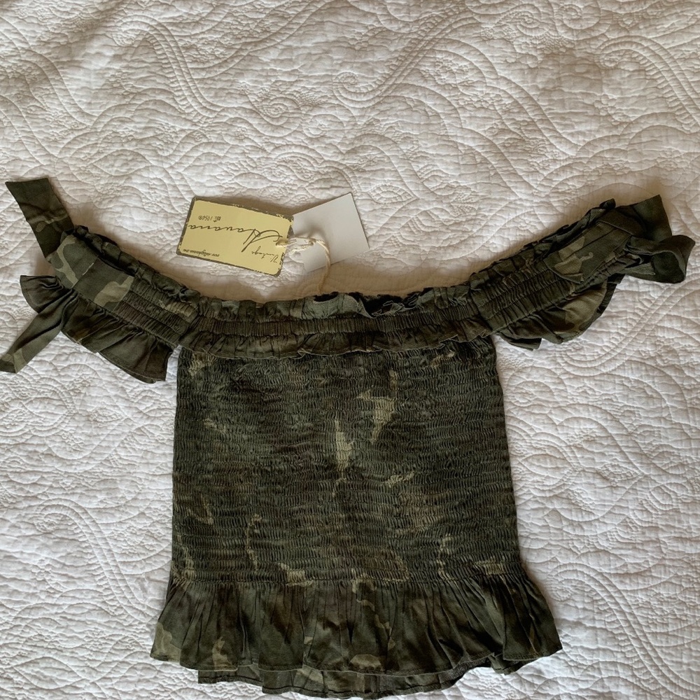 Vintage Havana Camo Top NWT